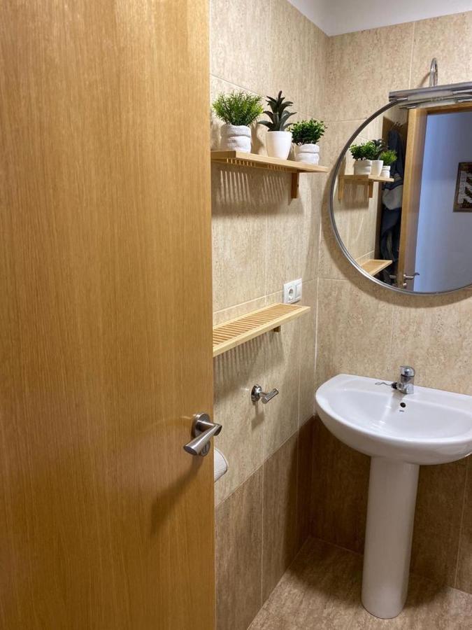 Fantástico Apartamento con jardín en Castiello de Jaca Esterno foto