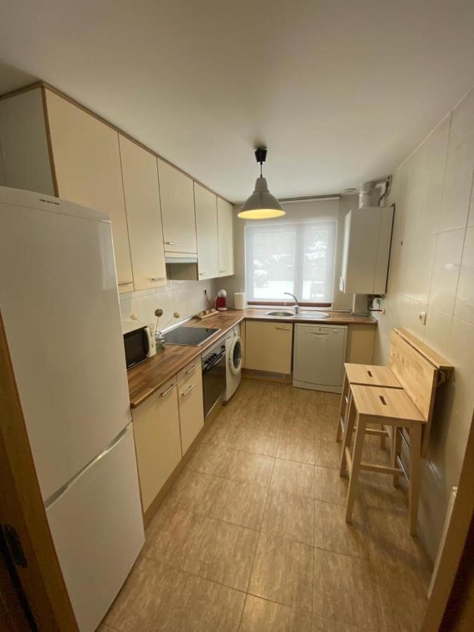 Fantástico Apartamento con jardín en Castiello de Jaca Esterno foto
