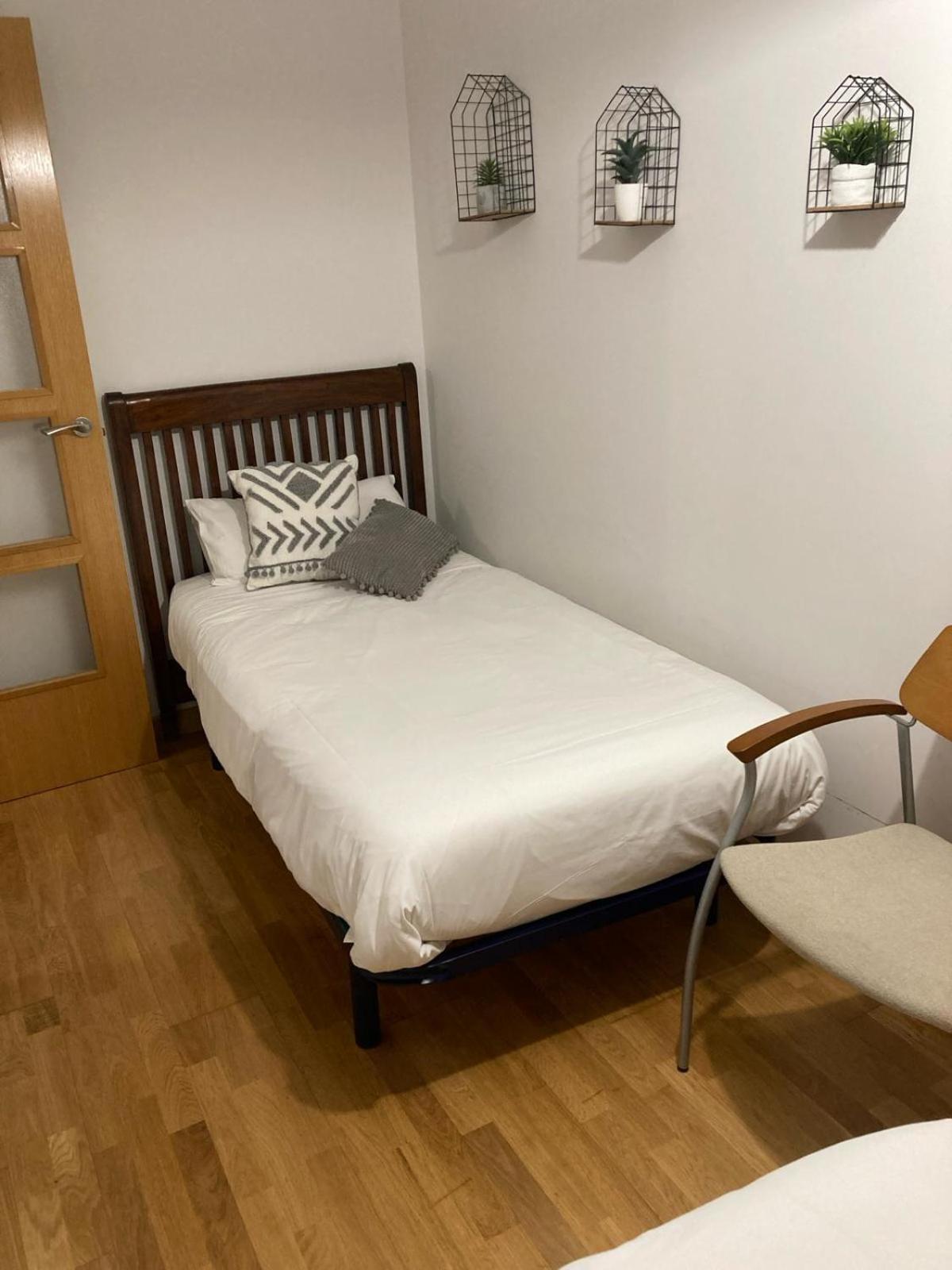 Fantástico Apartamento con jardín en Castiello de Jaca Esterno foto